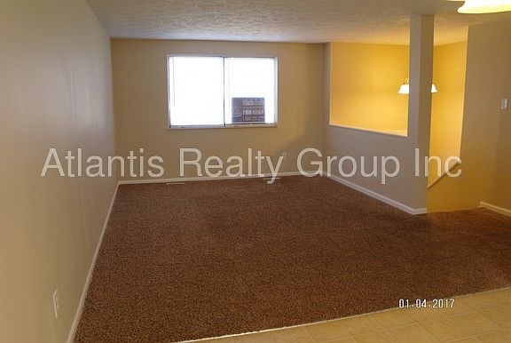 4th image of 5725 Hacienda Ct