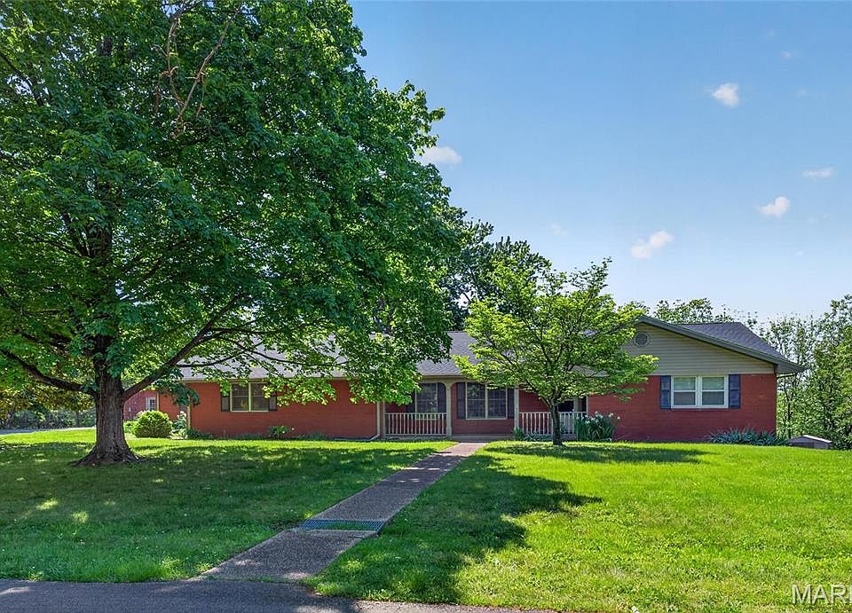 1st image of 11 Schonoff Ln