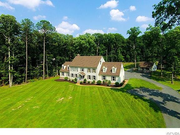 3rd image of 12325 Countryview Dr