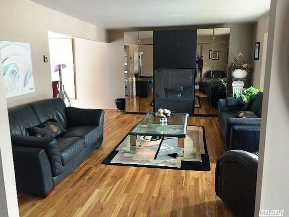 2nd image of 15 Glasgow Ave