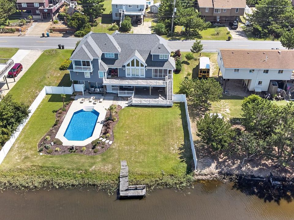 1st image of 3521 Sandpiper Rd