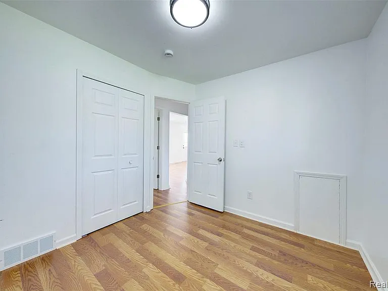 35030 Michelle Dr — Photo 34