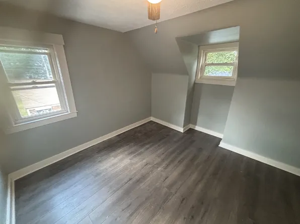 25 Ridgeway Ave, Sanford, ME 04073