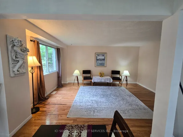 90 Cole Rd, Guelph, ON N1G 4S3
