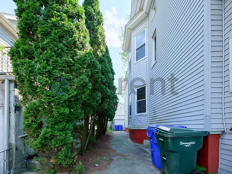 30 Forest Park Ave #2 — Photo 5