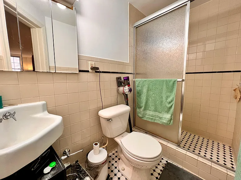 16 Grove St #1 — Photo 7