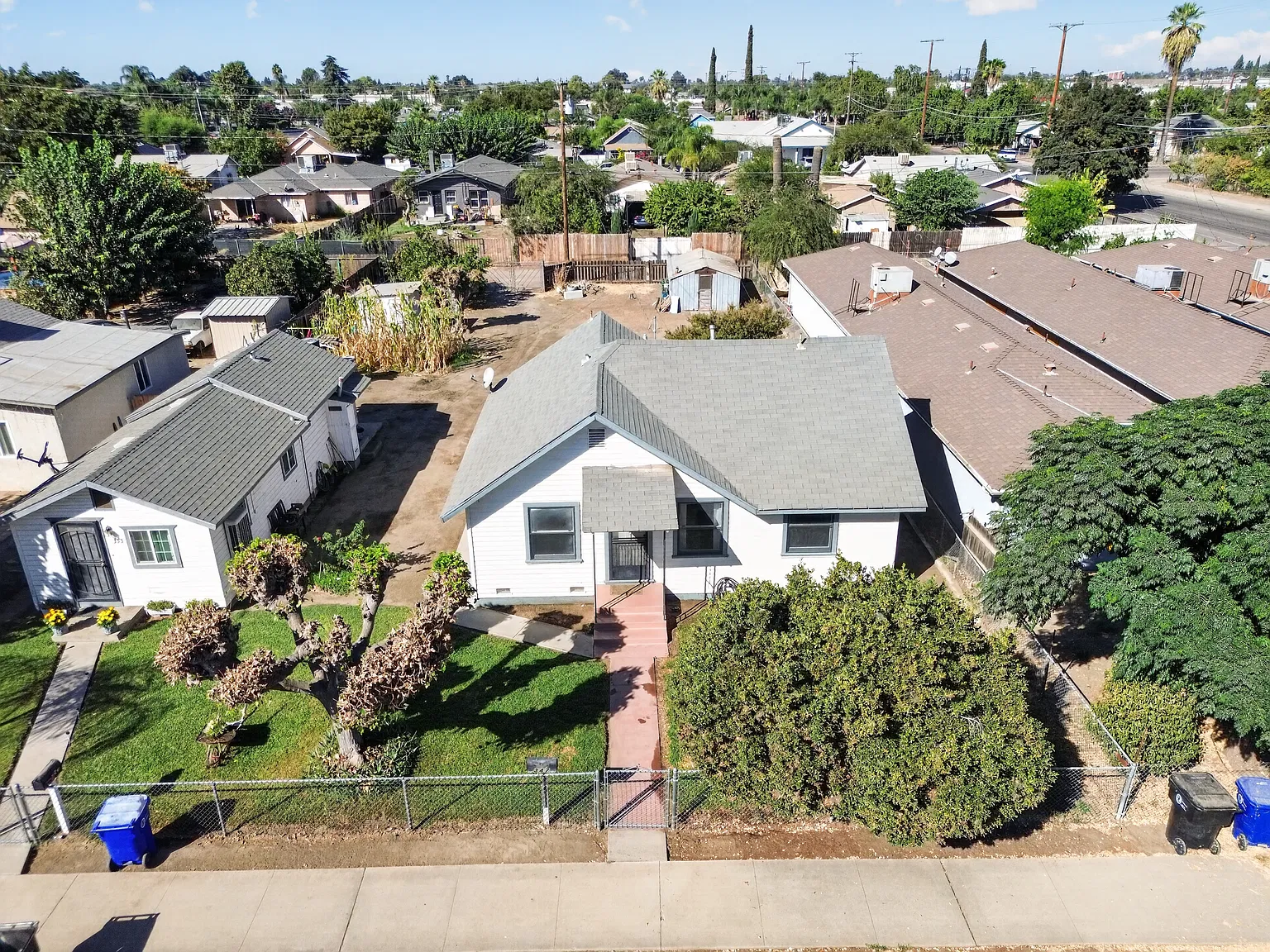 3 bed, 901 sqft, $1,500 — Photo 4
