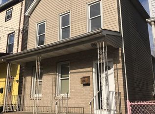 235 Pine St, Elizabeth, NJ 07206