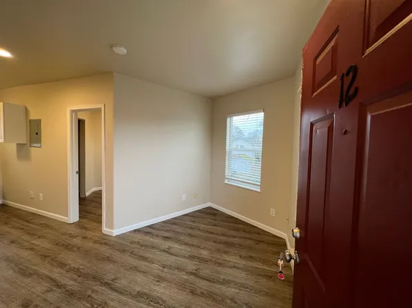 Davis Place Apartments, 842 Davis Pl S #12, Seattle, WA 98144