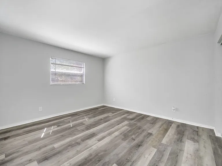 1259 Franklin St #B — Photo 2