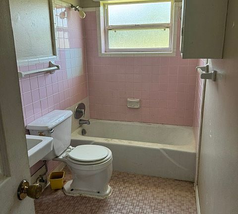 5th image of 107 Indian Summer Ave
