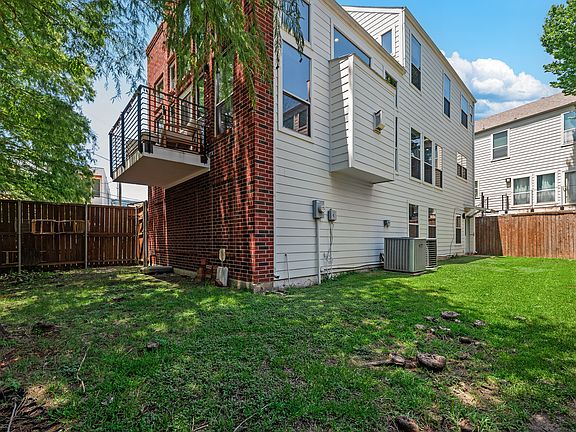 2nd image of 4926 Homer St