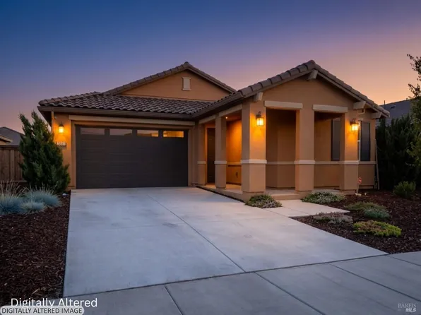 1445 Goldfield Ln, Dixon, CA 95620