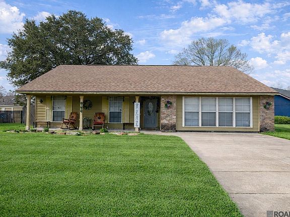 2nd image of 1732 General Cleburne Ave