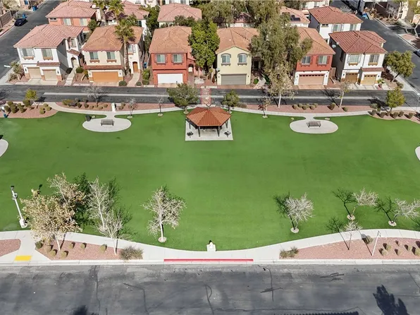 8908 Cambridge Glen Ct, Las Vegas, NV 89149