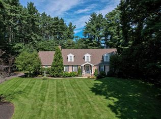 3 Venus Cir, Franklin, MA 02038