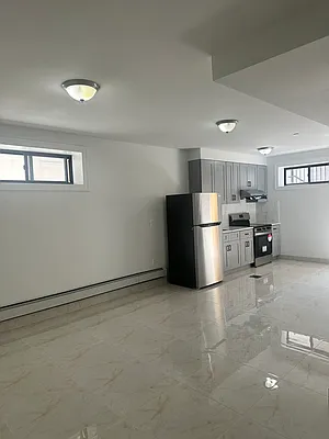 Rented by B Square Realty | media 14