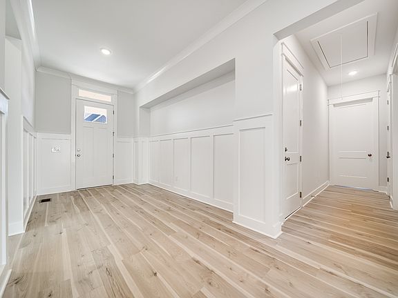 5th image of 1728 Shallow Creek Dr Lot 44
