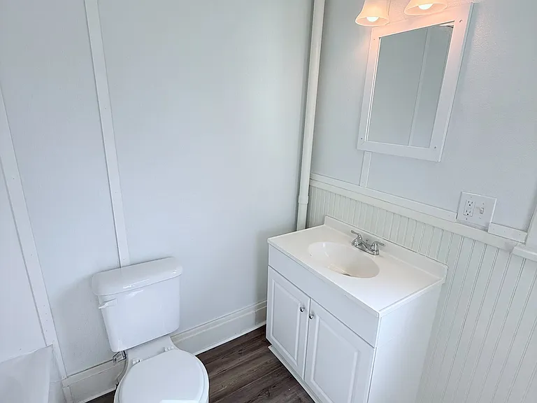 563 Cedar Ave — Photo 14
