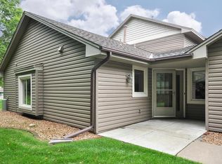 8723 Cottonwood Ln N, Maple Grove, MN 55369