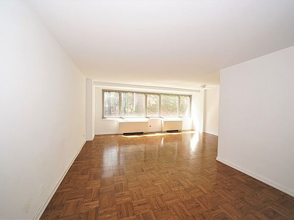 4th image of 444 E 82nd St APT 4S