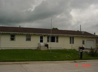 2413 Elm Dr, Fort Dodge, IA 50501