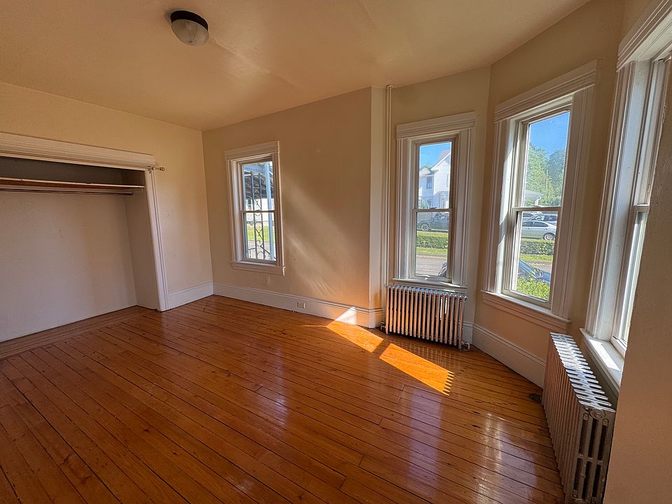 2 of 2 bedrooms.