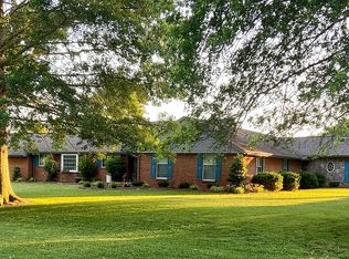 539 Riley Ave, Smithville, TN 37166