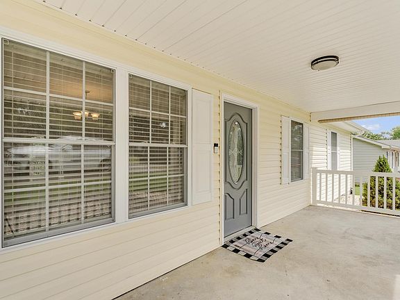 5th image of 12039 Driffield Dr