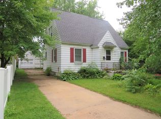 1621 Badger Ave, Eau Claire, WI 54701