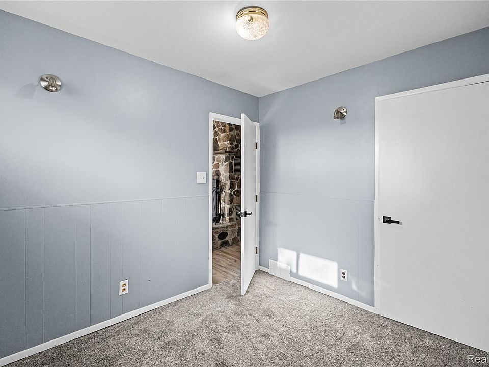 6220 Wertz Rd, photo 22
