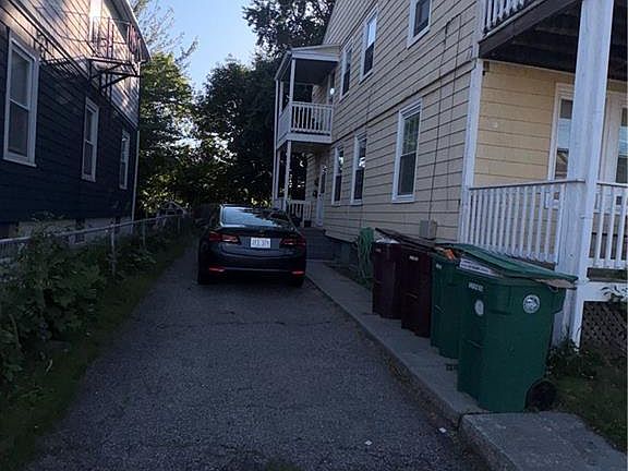 2nd image of 67 Garden St