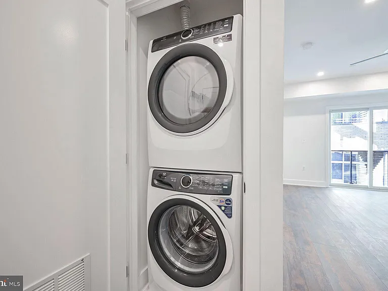 3304 Georgia Ave NW #2B — Photo 8
