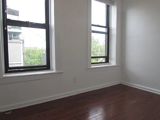 Rented by Landmark Real Estate | media 35