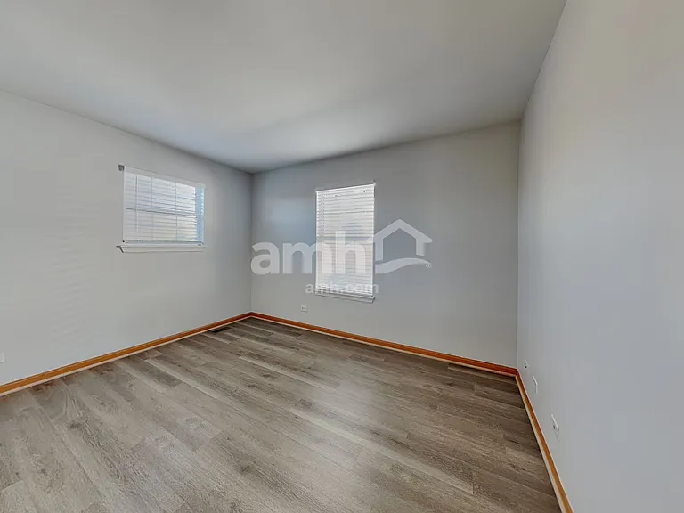 1204 Stonecrop Ln — Photo 10