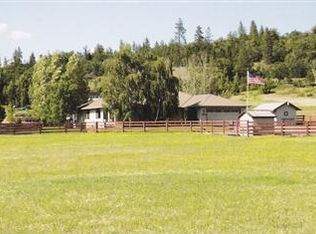 1262 Hammel Rd, Eagle Point, OR 97524