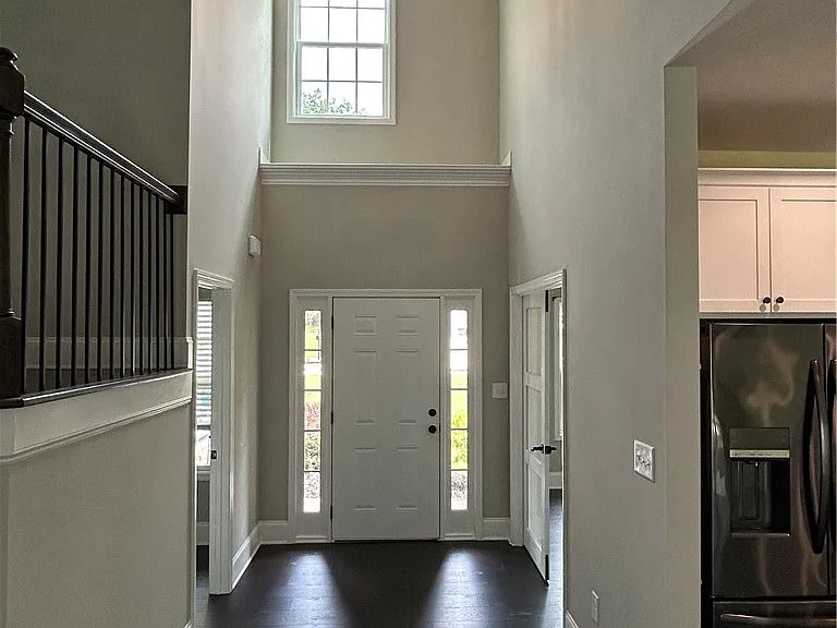 205 Solihull Ln — Photo 8