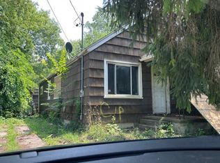 2494 Thornton Ave, Flint, MI 48504