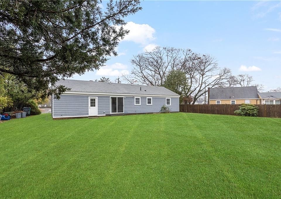 417 Buttonwoods Ave Warwick, RI, 02886 Apartments for Rent Zillow