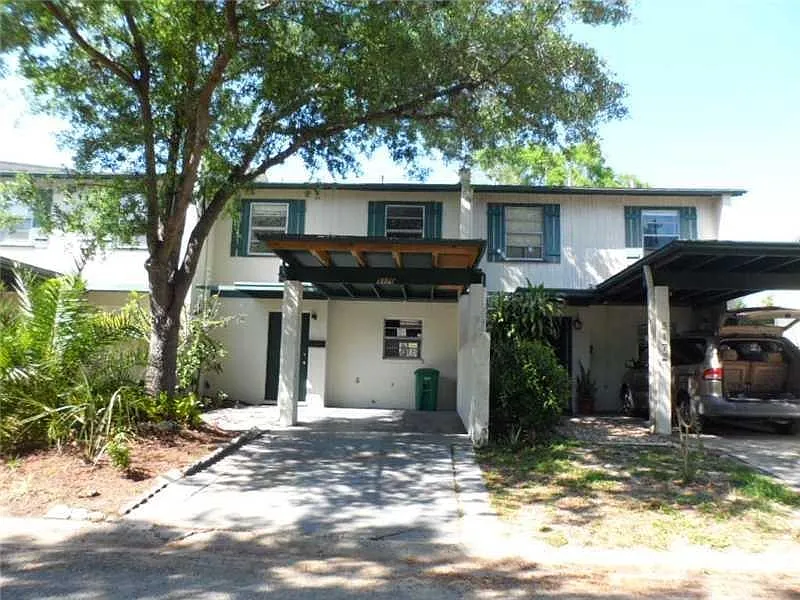 5170 Tennis Court Cir