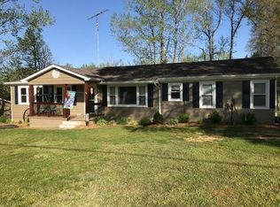 135 Dividr And Natchez Trc Rd, Camden, TN 38320