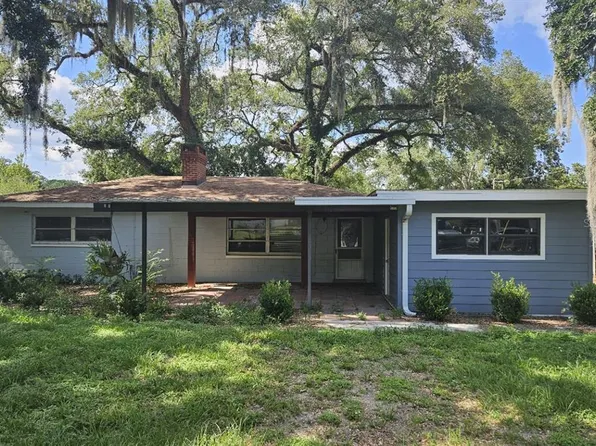 1804 Harcourt Dr, Leesburg, FL 34748