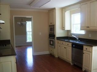 246 Hidden Meadow Ln, Mount Airy, GA 30563