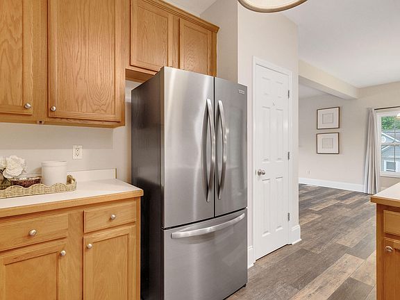 5th image of 503 Quest Ridge Dr