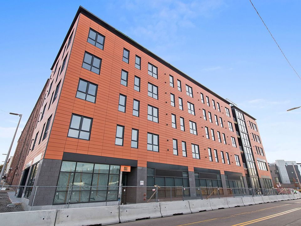 2nd image of 455 E 1st St #104