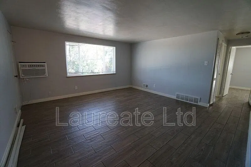2 bed, 1.0 bath, 850 sqft, $1,295 — Photo 4