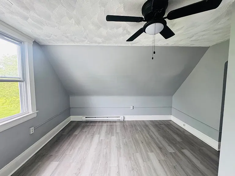 11521 Tuscora Ave — Photo 14