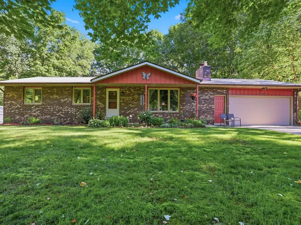 15915 Ryan Dr, Holland, MI 49424