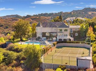 23063 Green Crest Dr, Santa Clarita, CA 91321