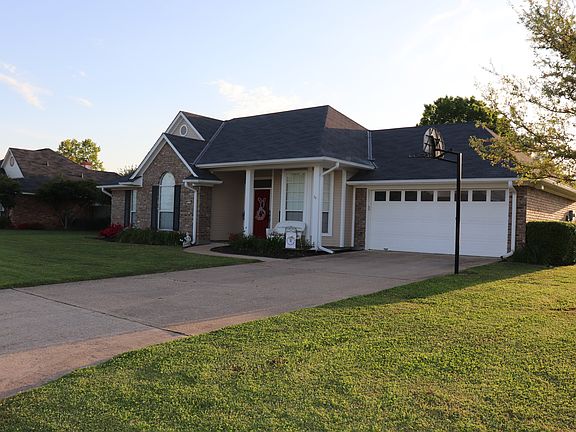 2nd image of 5111 Tallow Ln
